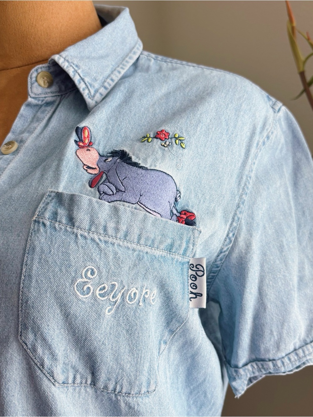 Y2K Disney Pooh Eeyore Embroidered Denim Button Up Shirt Size Large